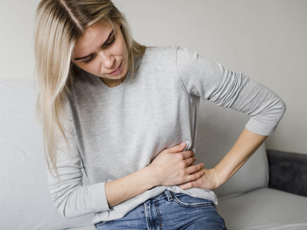 dor abdominal no câncer colorretal