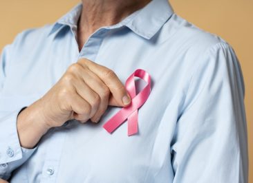Câncer de Mama Masculino: Sintomas e Tratamento